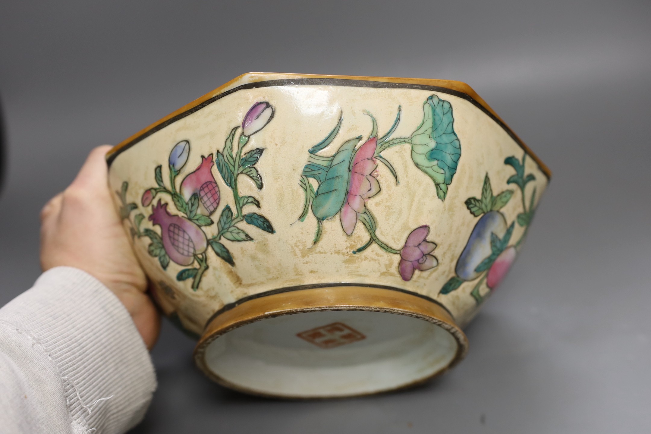 A Chinese Kangxi style blue and white ‘qilin’ dish and a famille rose octagonal dish, largest 33cm diameter